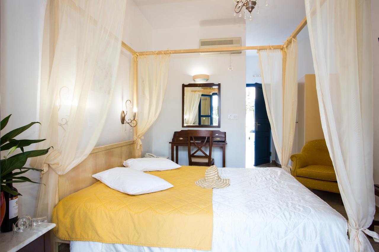 Mathios Hotel Akrotiri (Santorini)