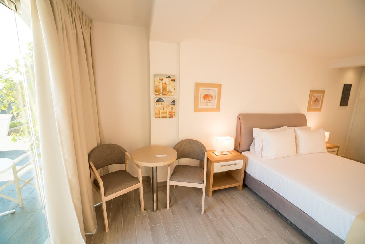 Kratiras View Luxury Hotel 3*