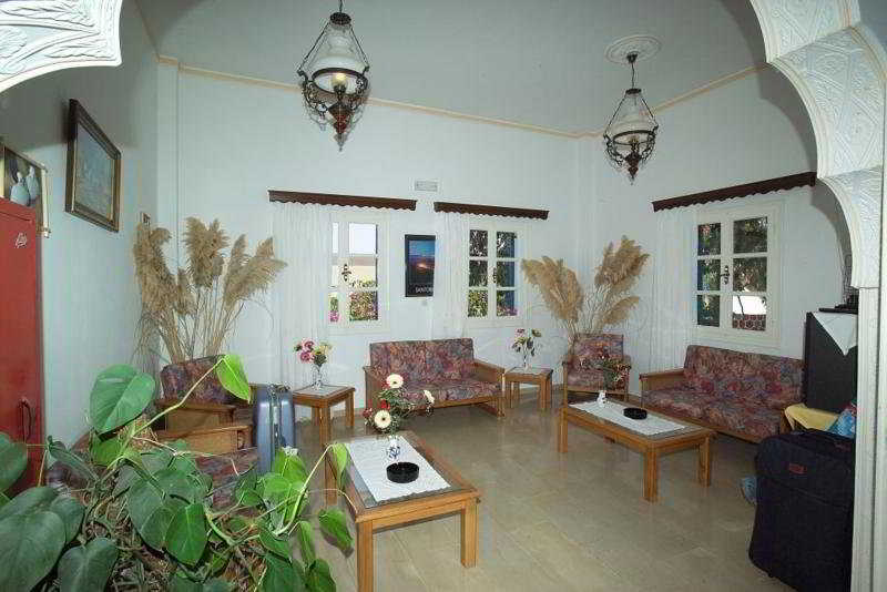 Hotel Avra