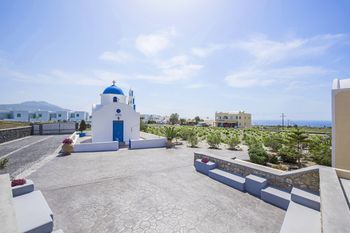 Aparthotel Vineyard Exclusive Suites 4*