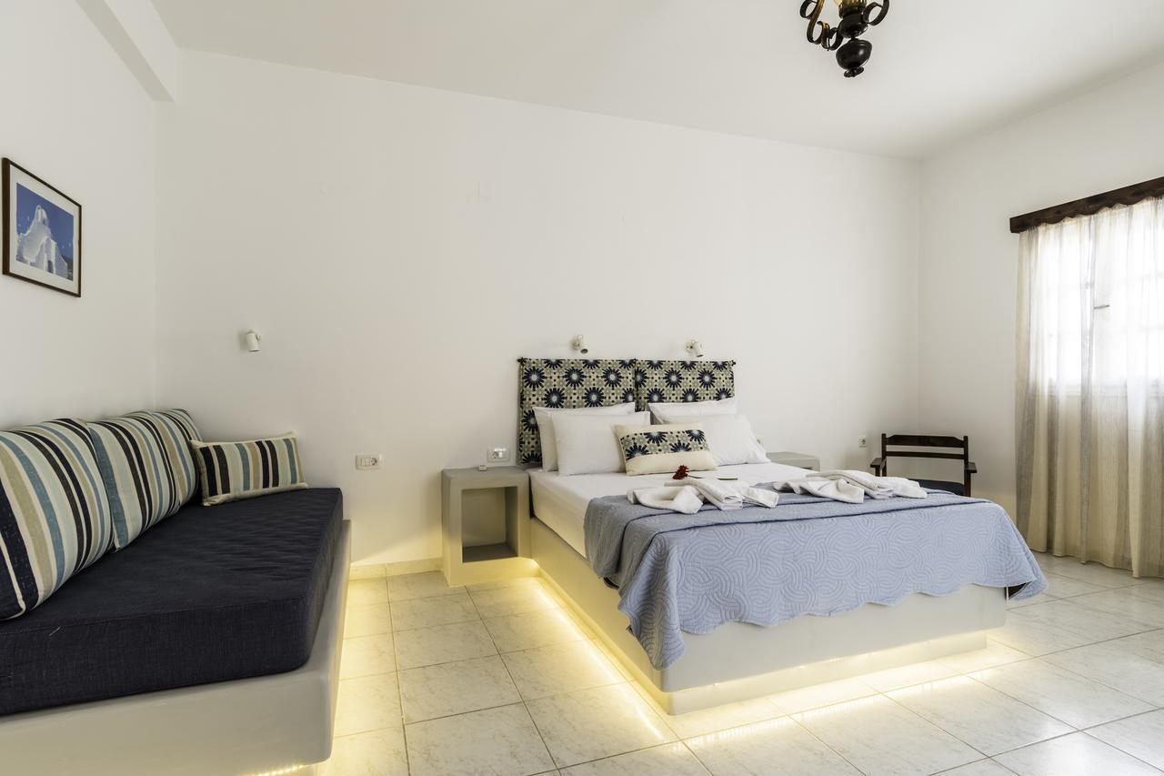 Hotel Kalamia Dolphins Perissa (Santorini)