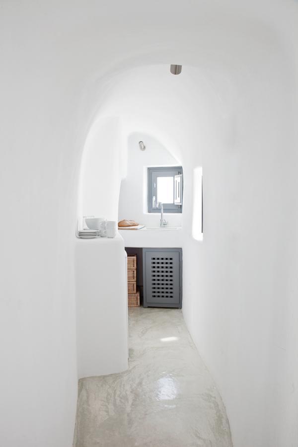 Villa White Oia (Santorini)