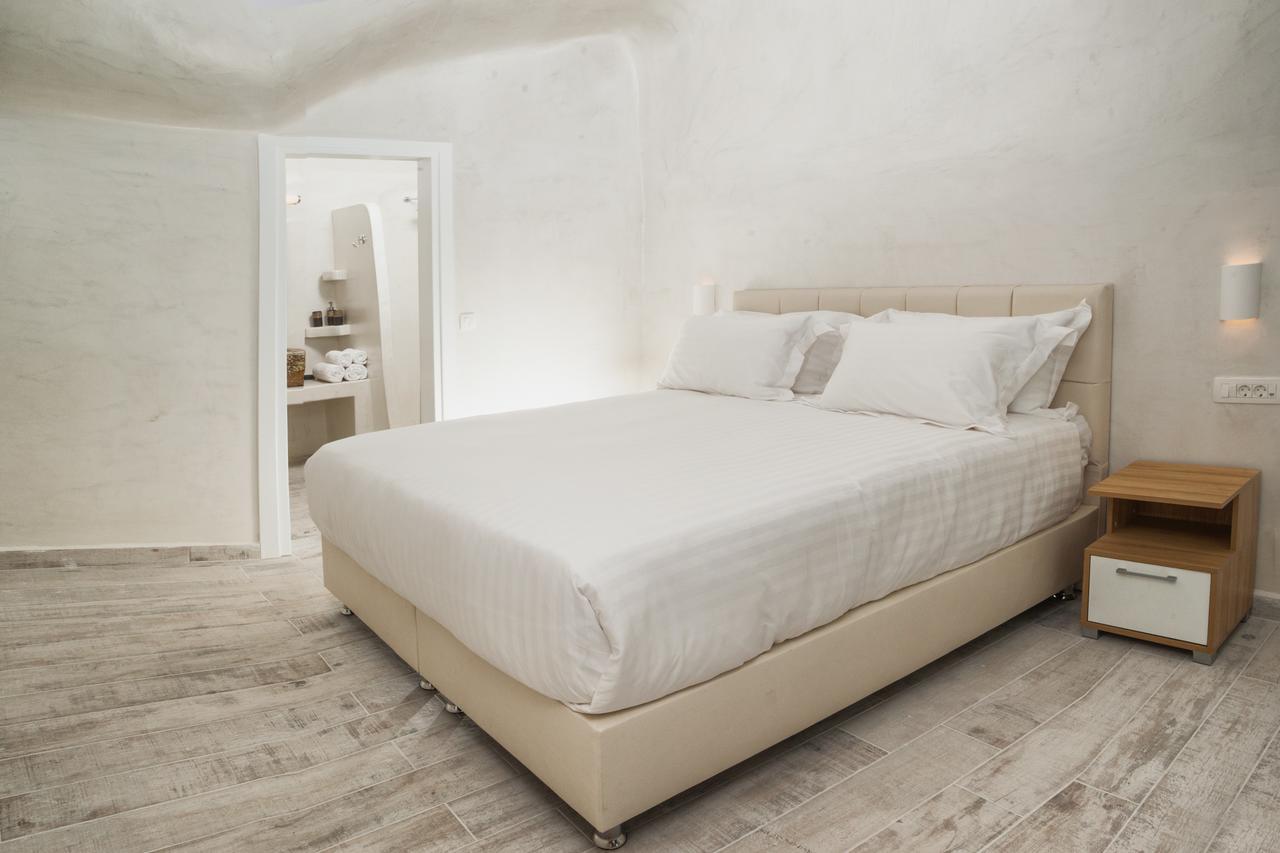 Apartment Spilies By Thireas Vourvoulos
