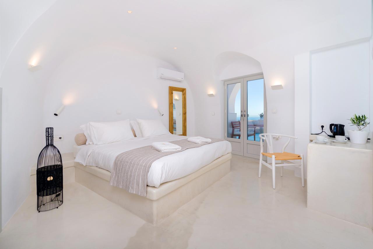 Iriana Suites Apartment *