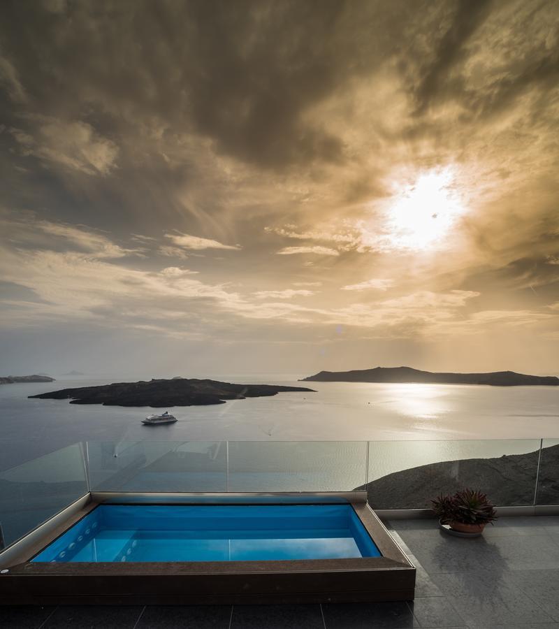 Kratiras View Luxury 3* Fira (Santorini)