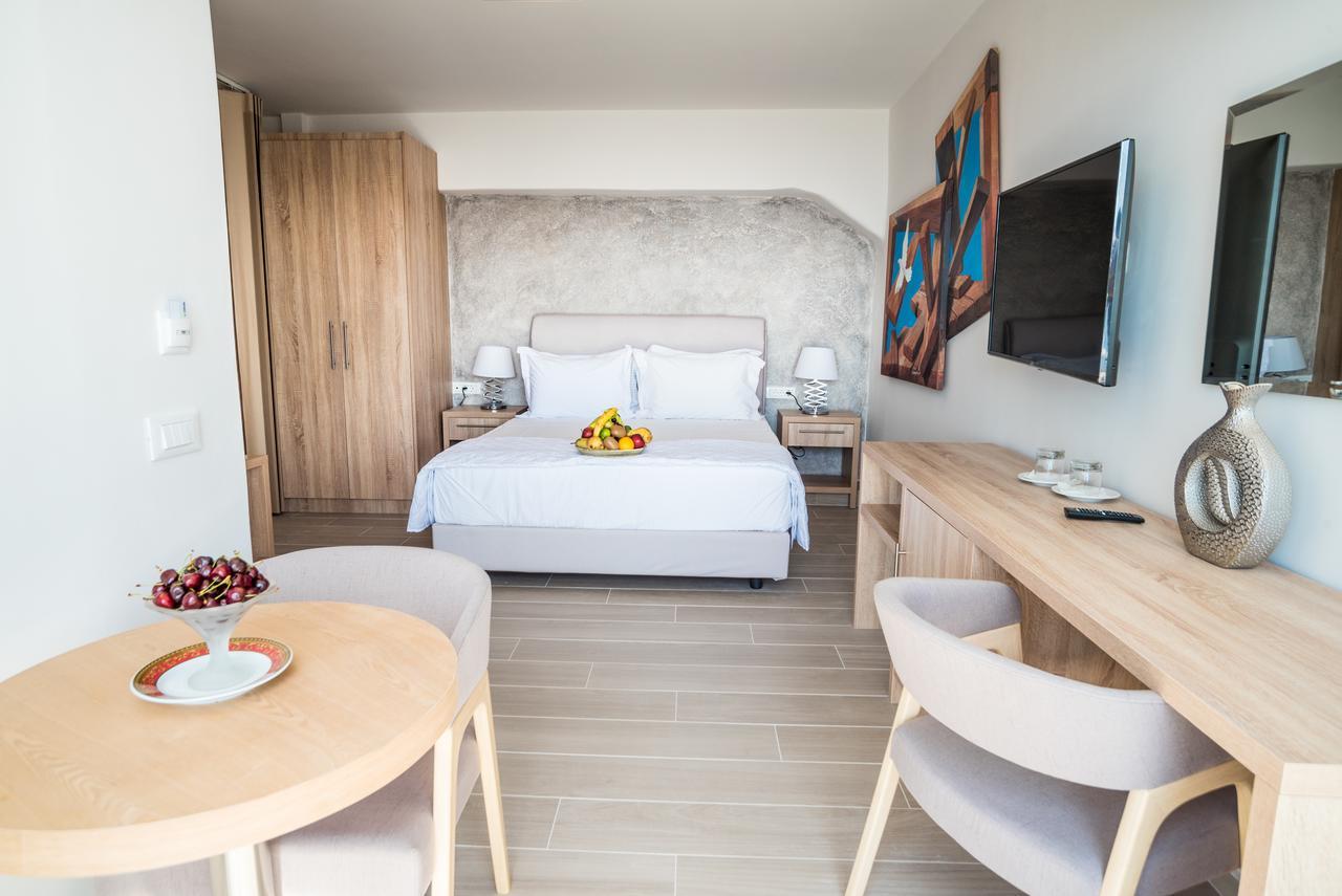 Kratiras View Luxury 3*