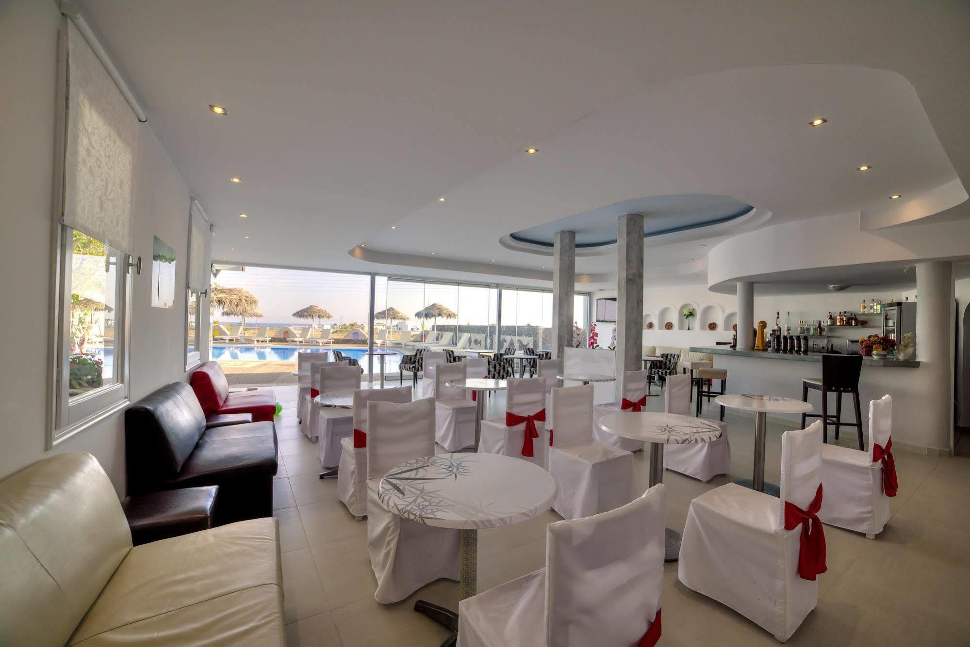 Aparthotel Pantheon Agios Georgios (Santorini)