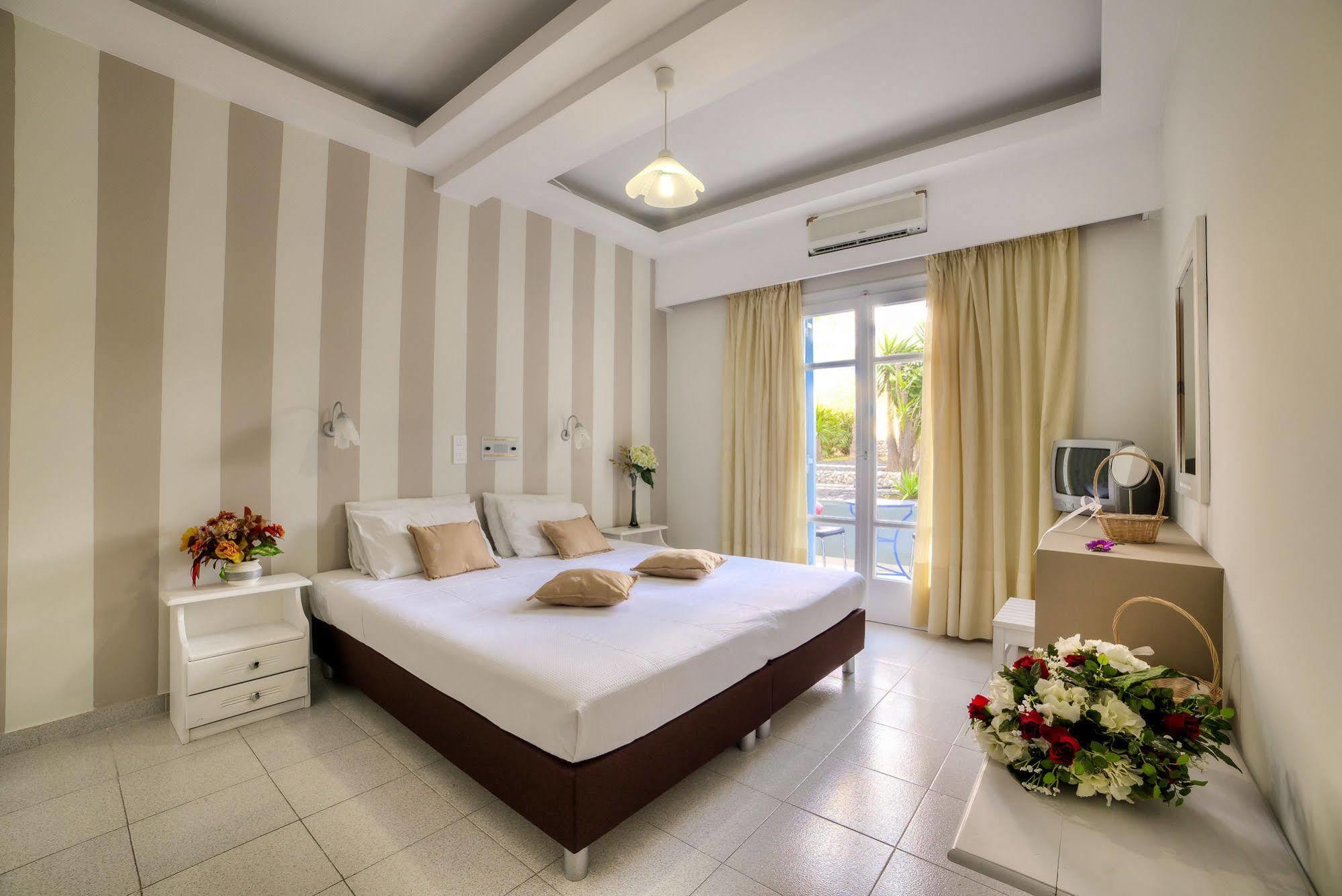 Aparthotel Pantheon 4*
