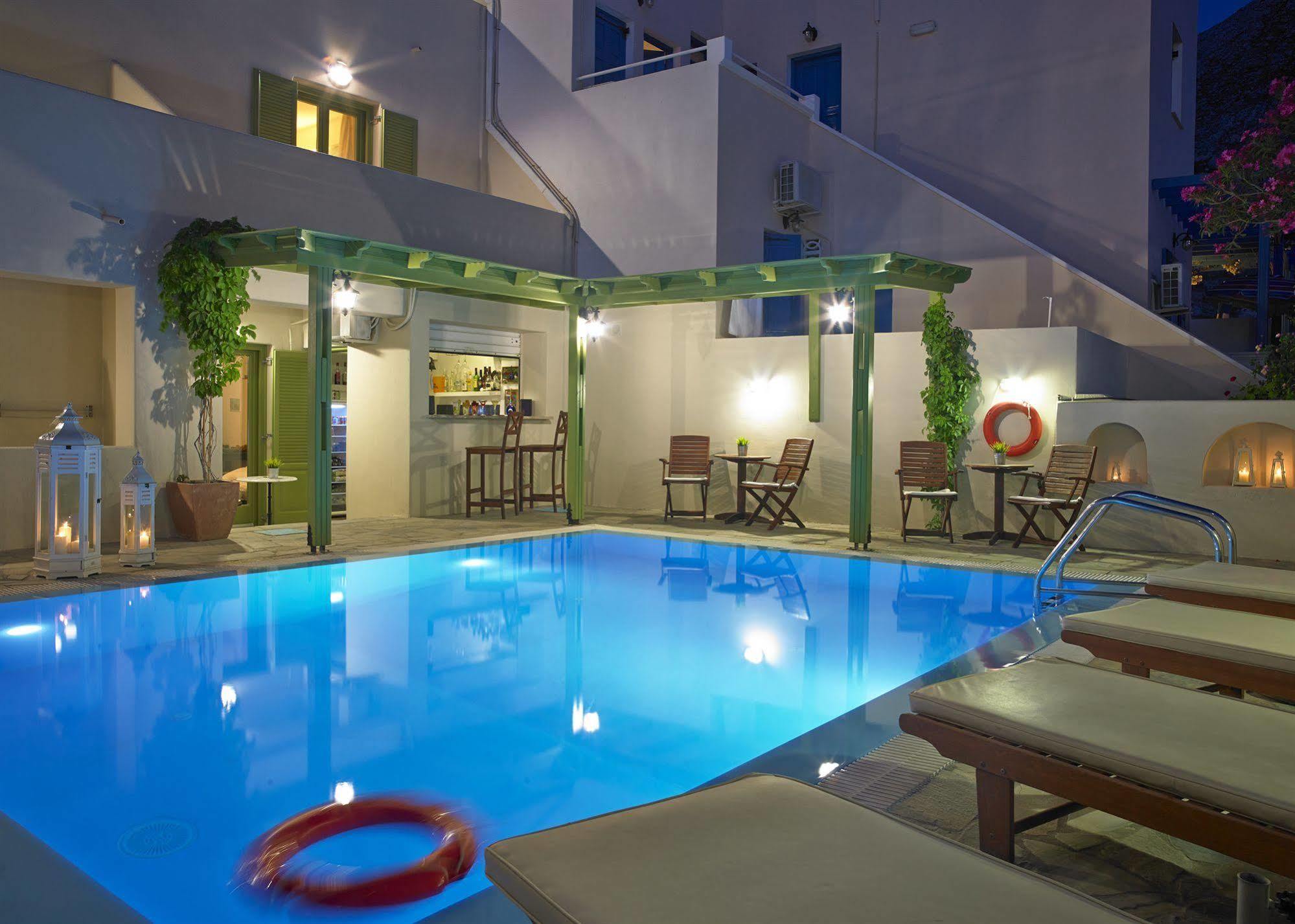 Aparthotel Marios Kamari (Santorini)
