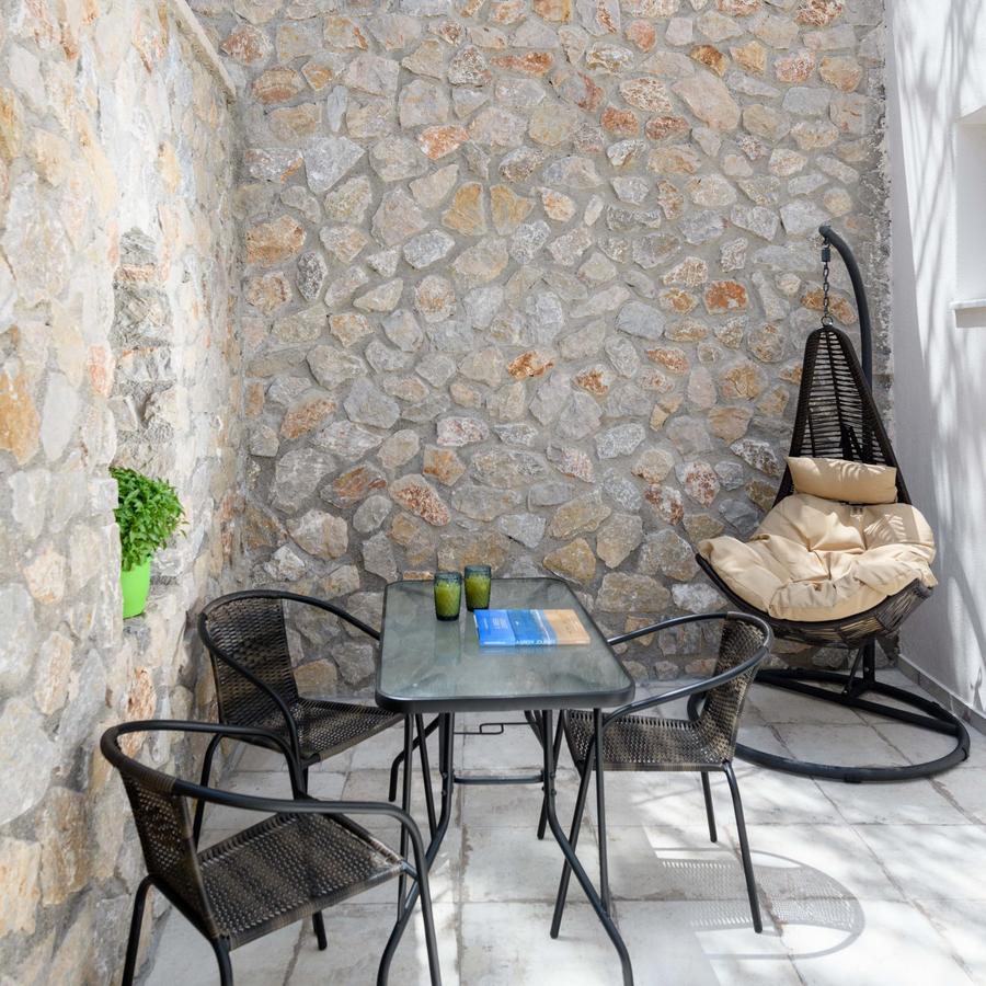 Elia Residences Santorini Bed & Breakfast 3*