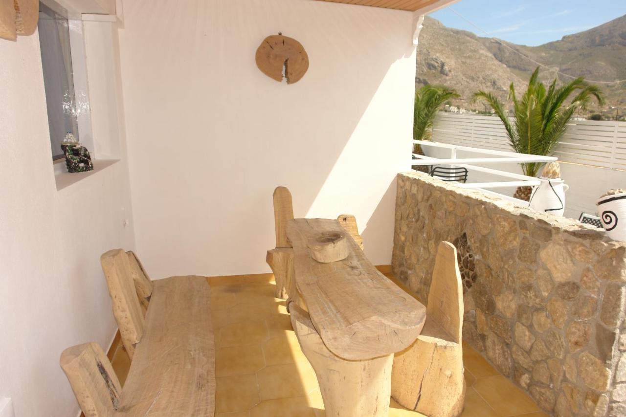 Kalipso 2* Perissa (Santorini)