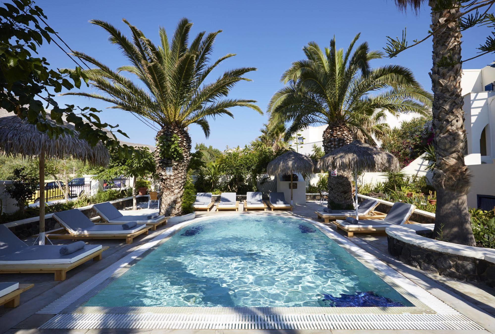 Hermes 4* Kamari (Santorini)