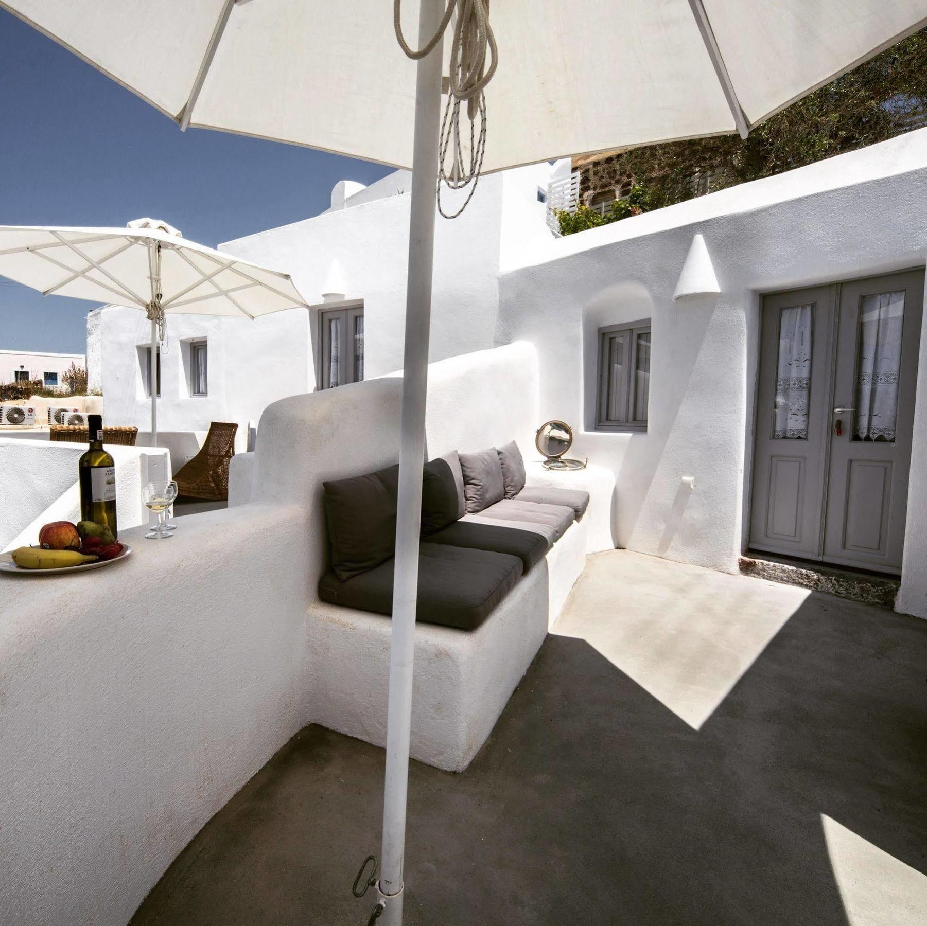 Naftilos Apartment Oia (Santorini)