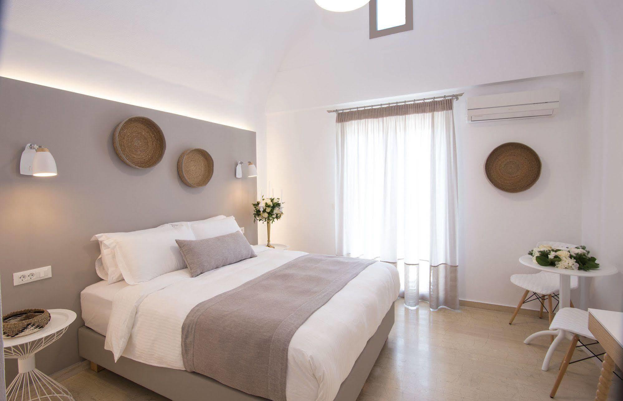 Louis Santorini Kamari (Santorini)