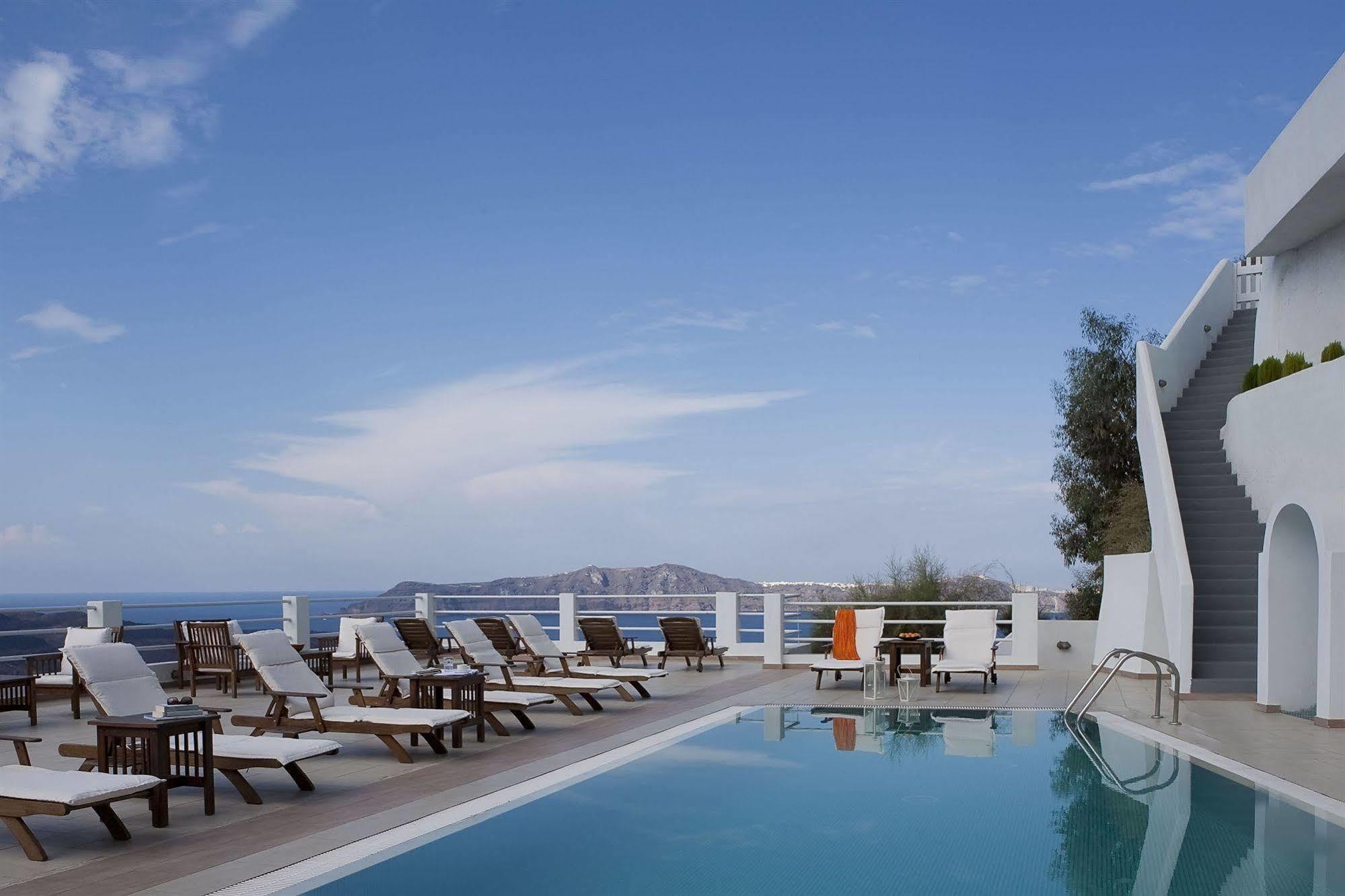 Tzekos Fira (Santorini)