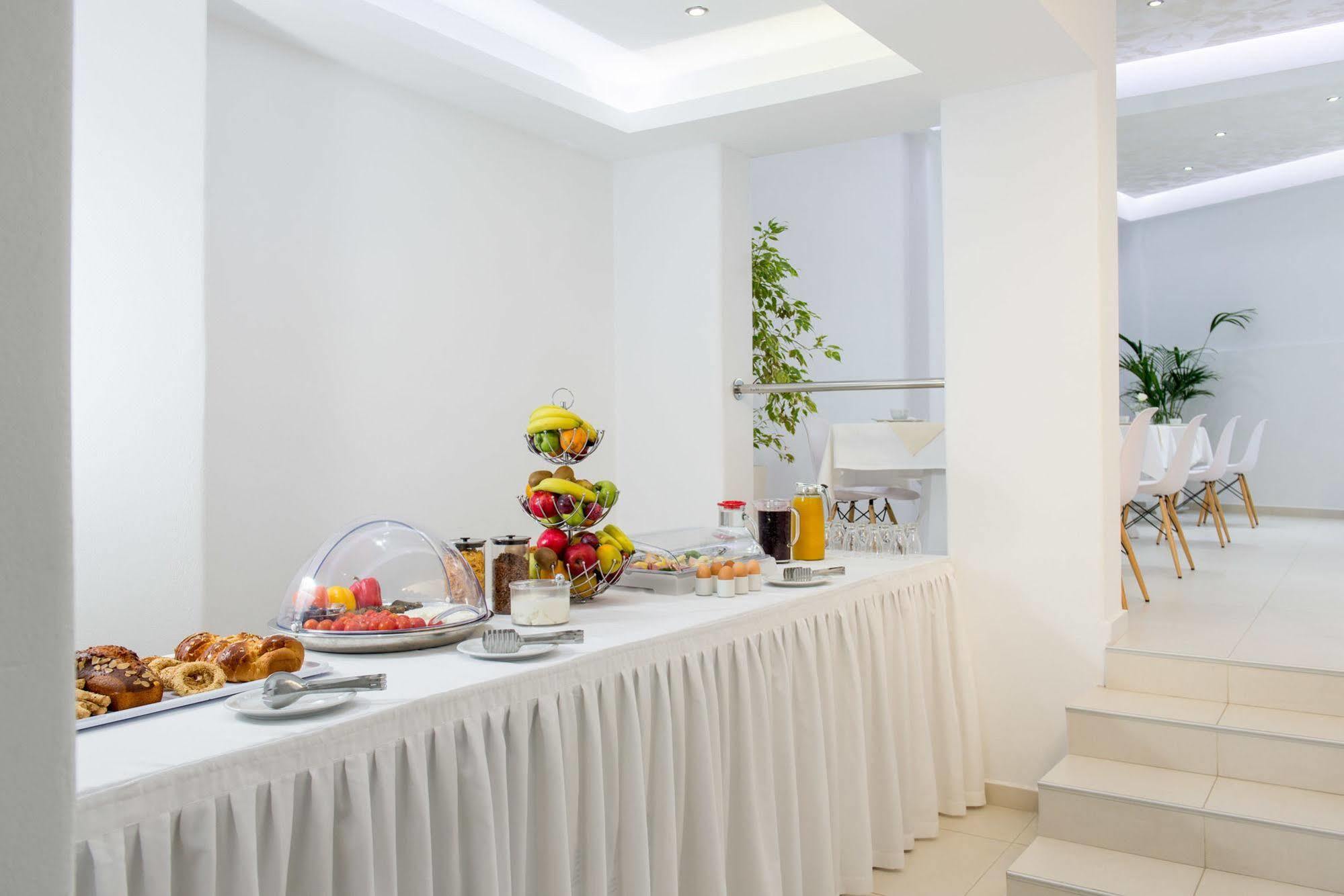 Anamnesis Aparthotel