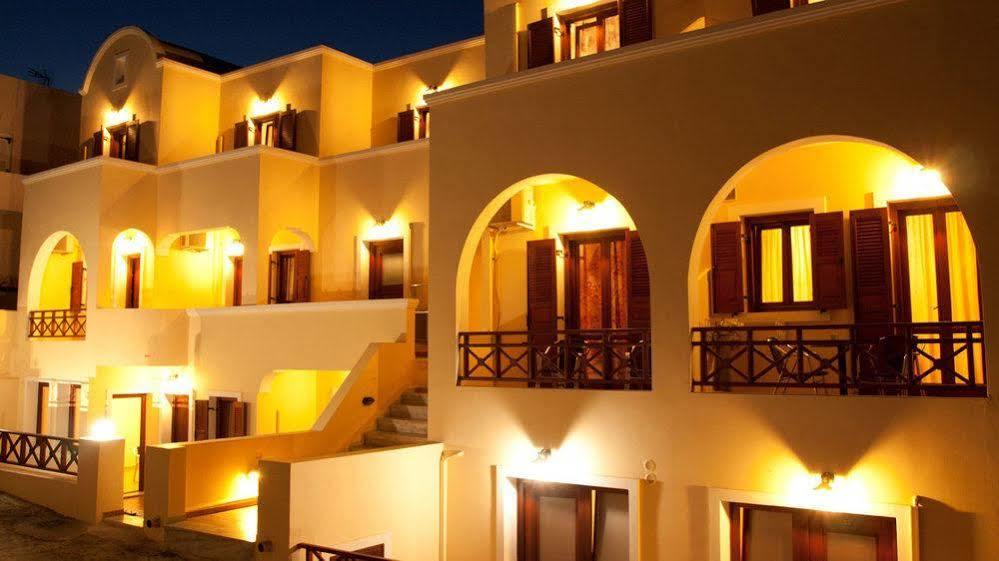 Antonia Fira (Santorini)