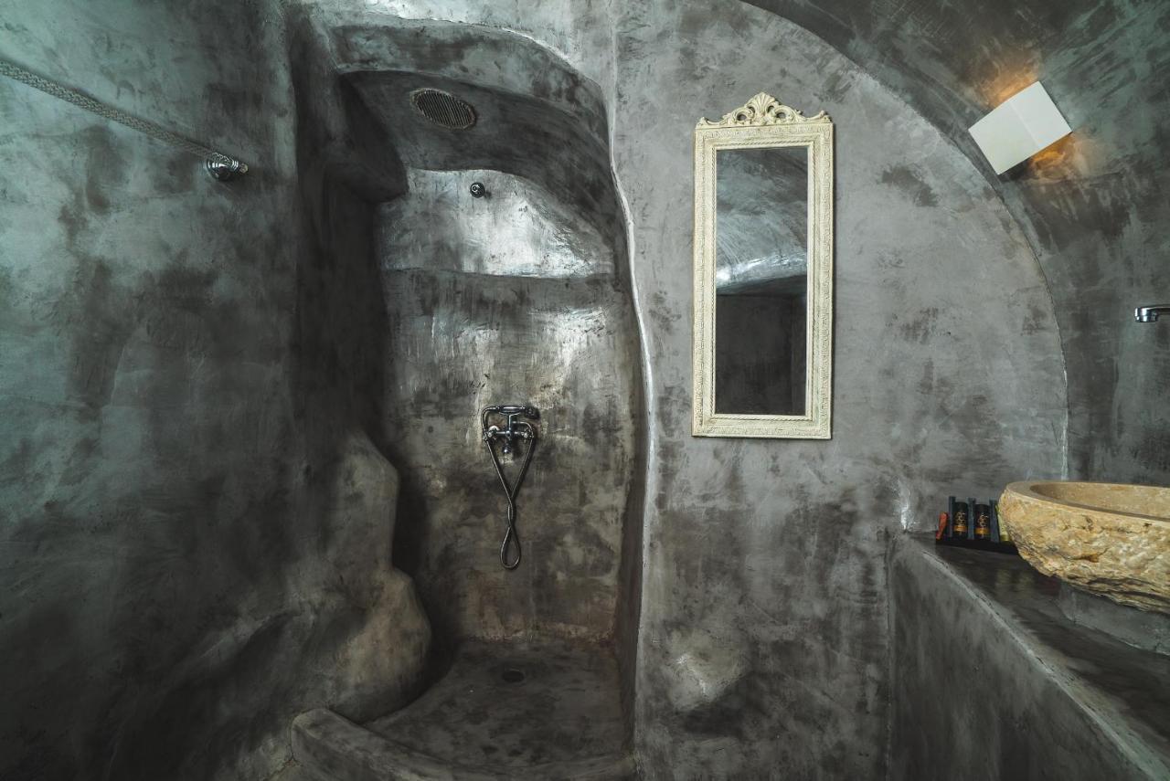 Kaleidoscope Cave 3*