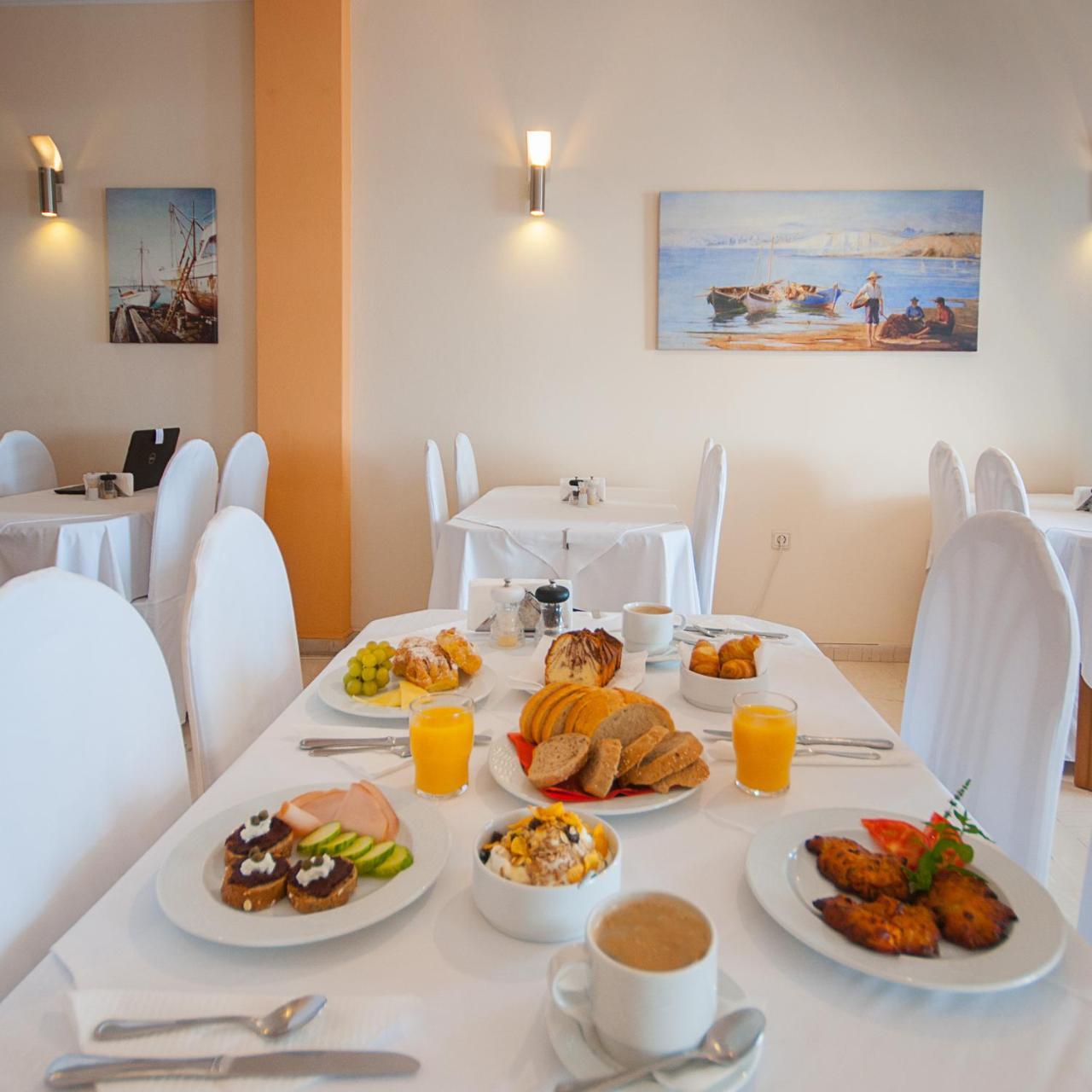 Hotel Glaros 3*