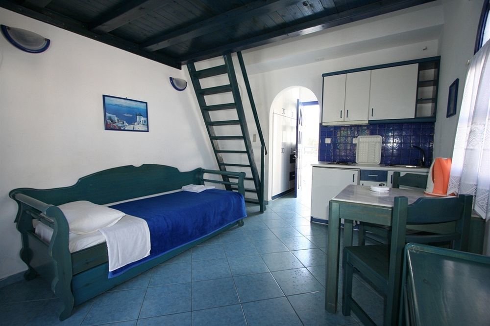 Samson΄s Village 3*