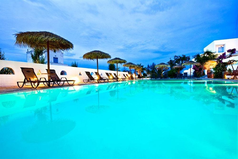 Alexandra Hotel 2*