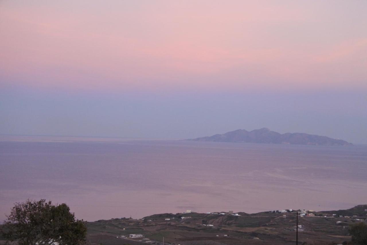 Apartment Rampelia Imerovigli (Santorini)