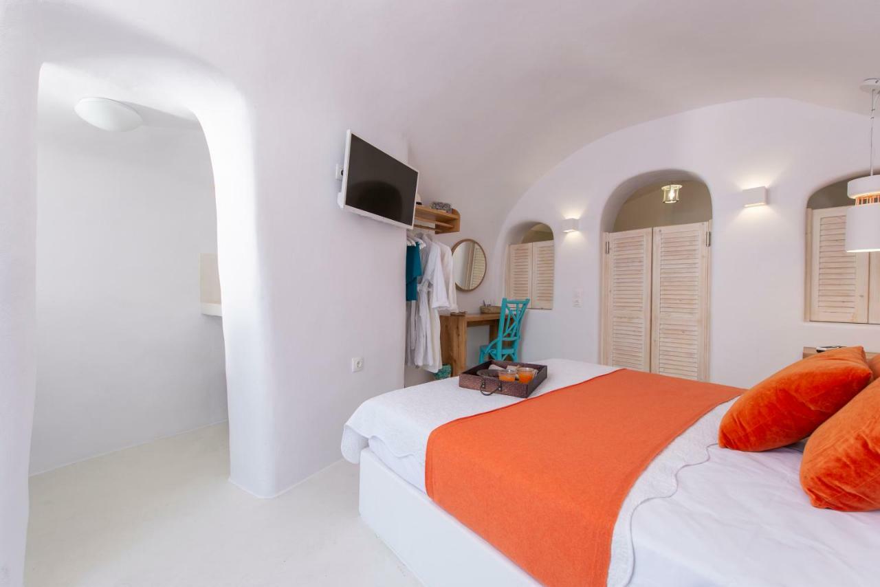 1906 Cave Apartment *