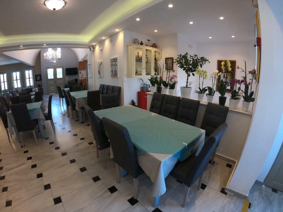 Hotel Mathios 3*