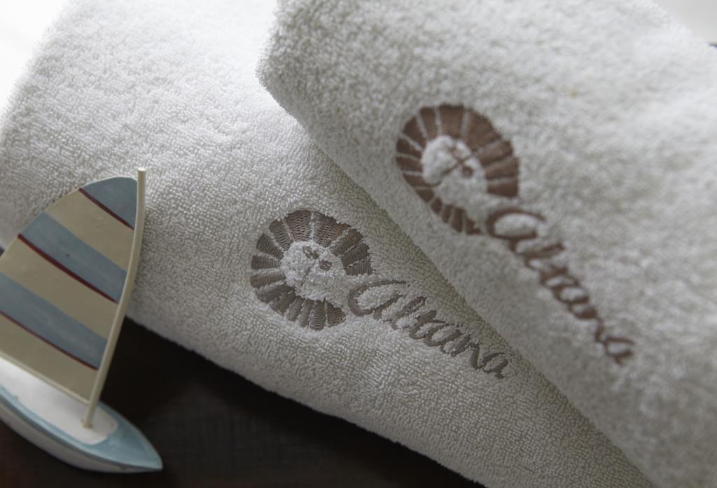 Altana Heritage Hotel Imerovigli (Santorini)