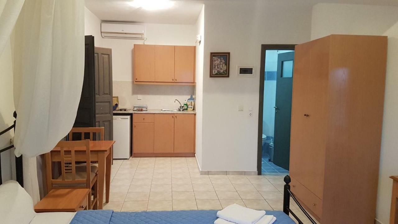 Dagris Apartment Kamari (Santorini)