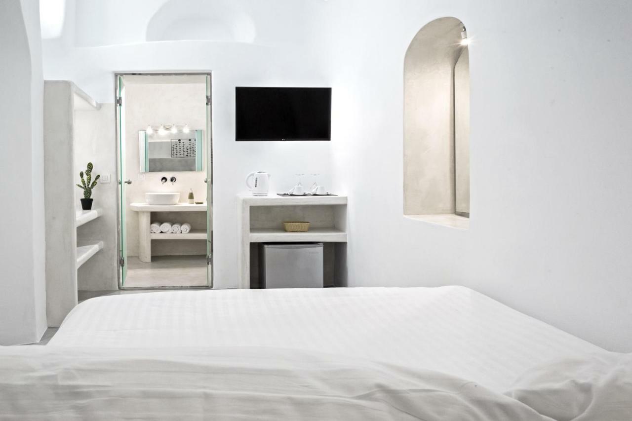Thireas Hotel 4*