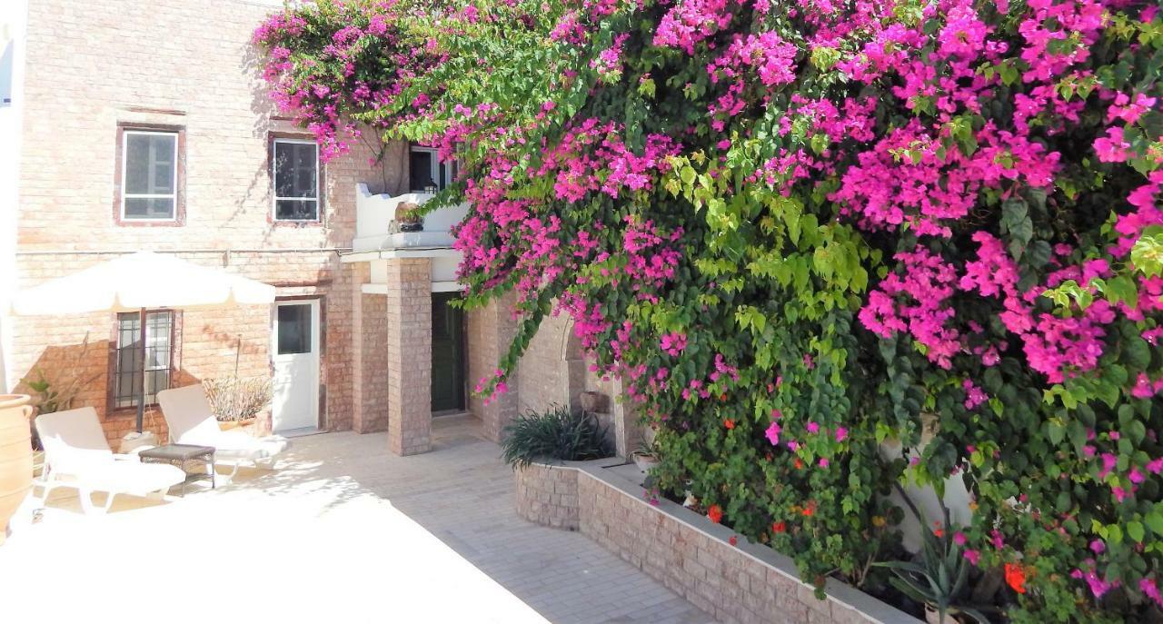 Hotel Le Petit Greek 2*