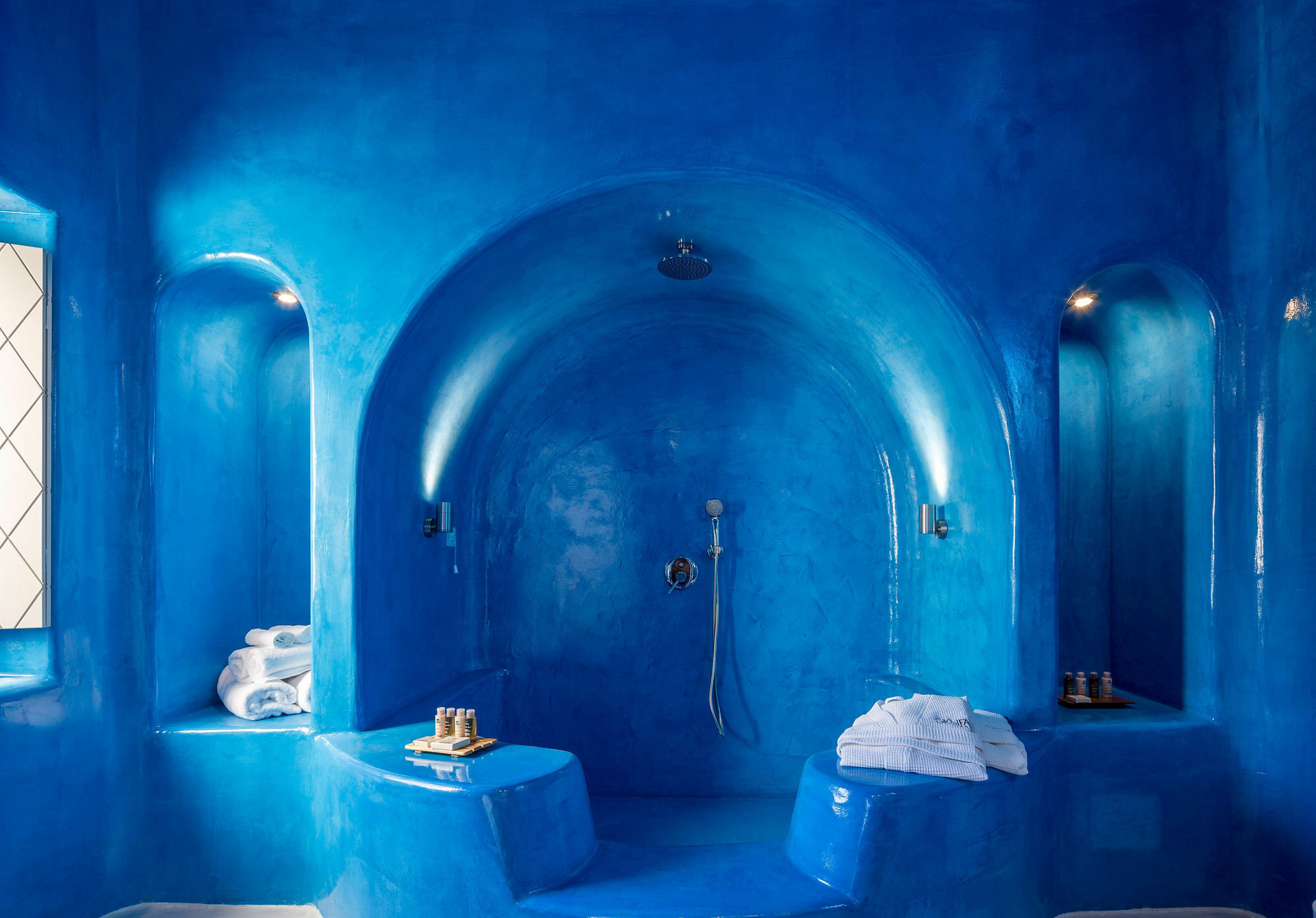 Hotel Skyfall - Adults Only
