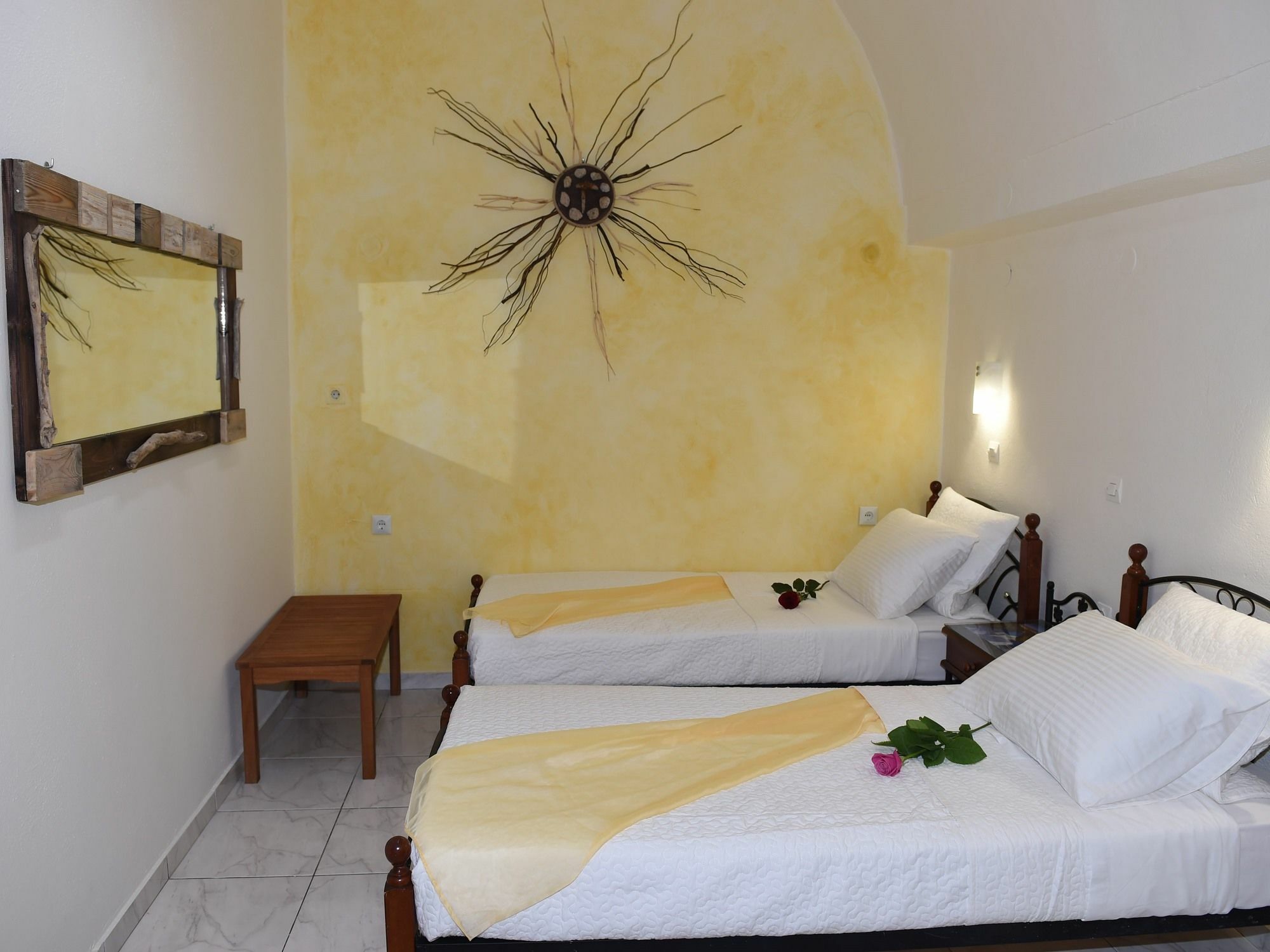 Aparthotel Toula Fira (Santorini)