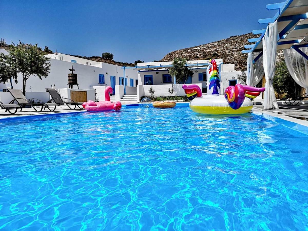 Villa Family Villages Santorini