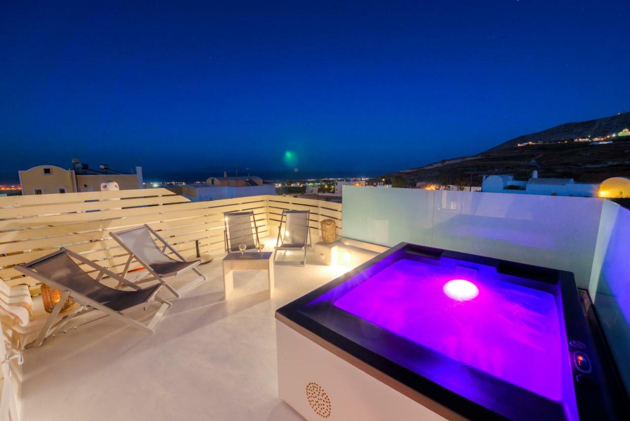 Crystal Santorini *