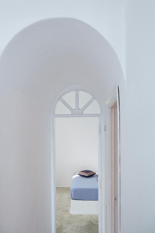 Altana Heritage Imerovigli (Santorini)