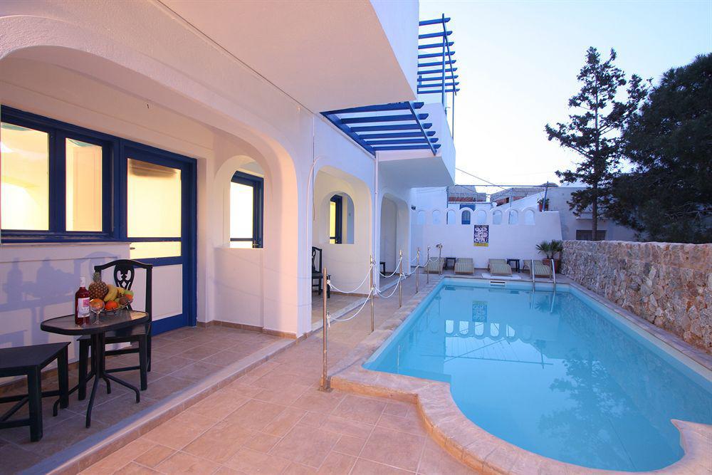 Loizos Stylish Residences