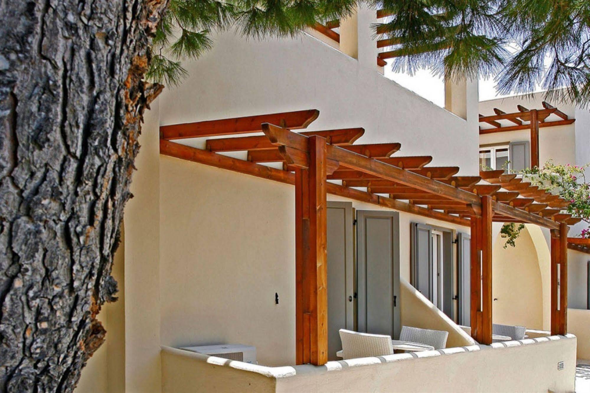 Hotel Thera Mare