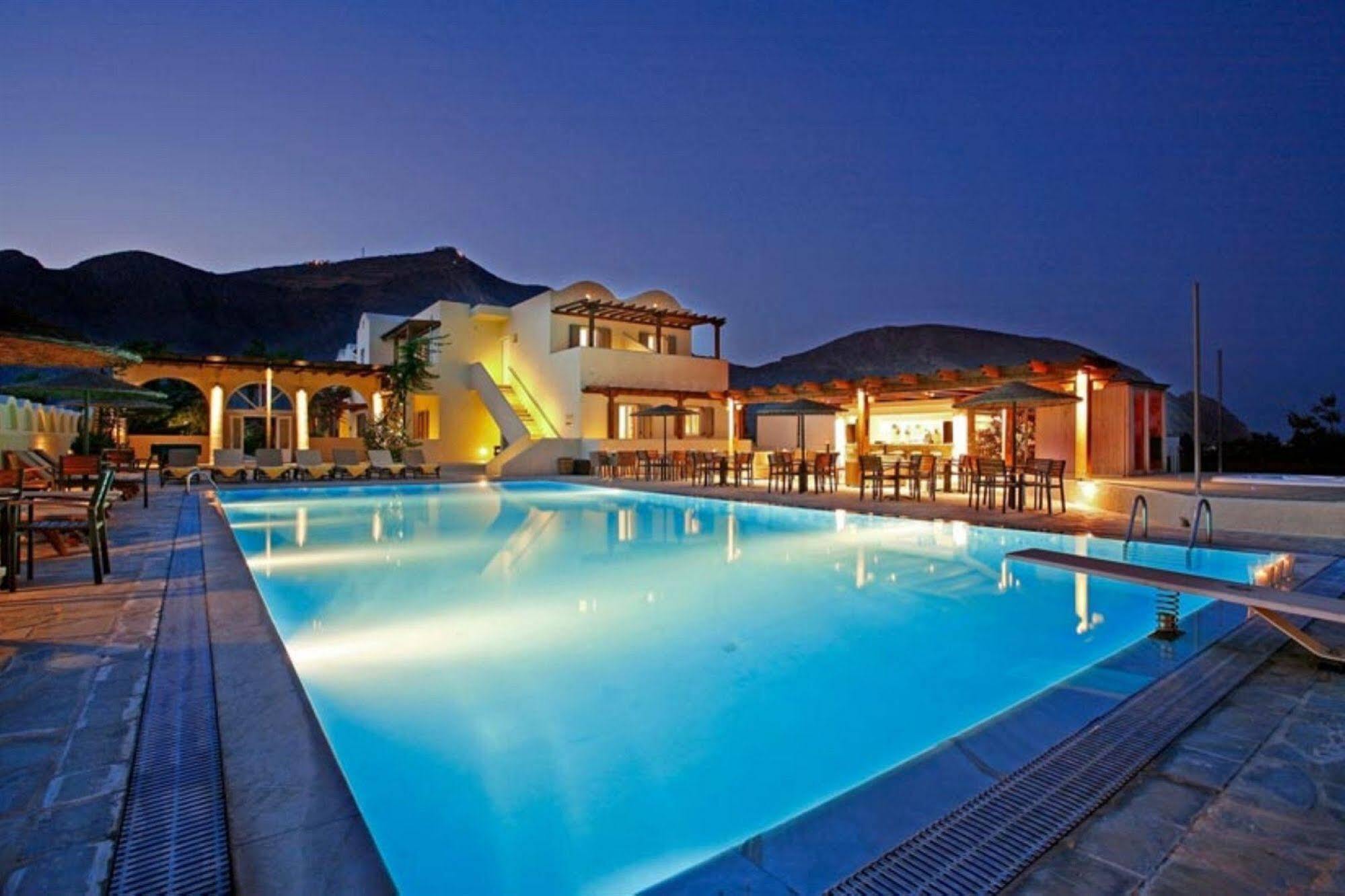 Thera Mare Hotel Perissa (Santorini)