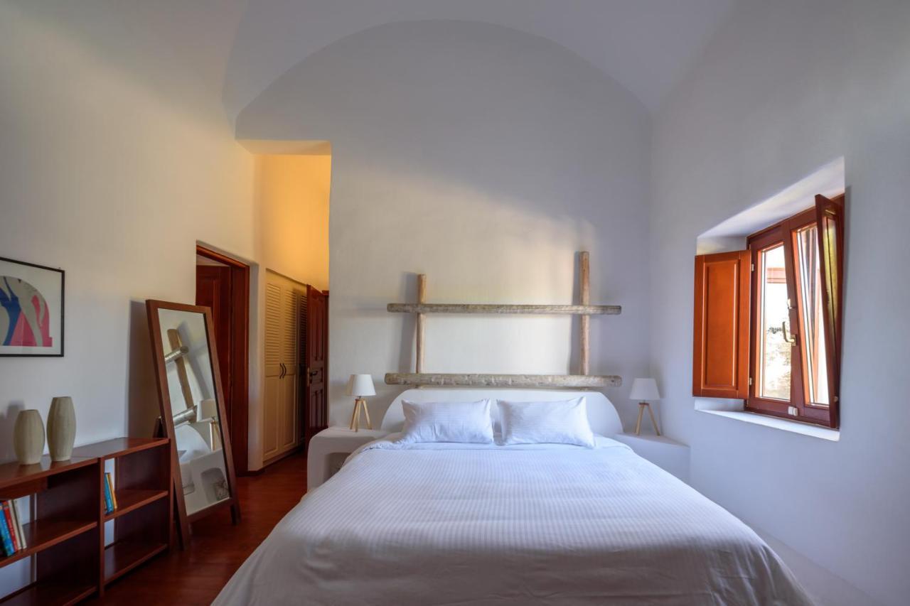 Villa Aquaria Karterados (Santorini)
