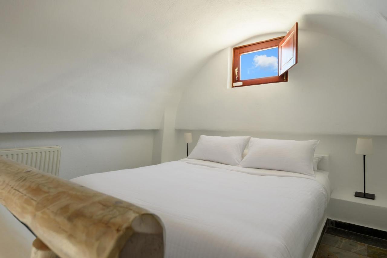 Villa Aquaria Karterados (Santorini)