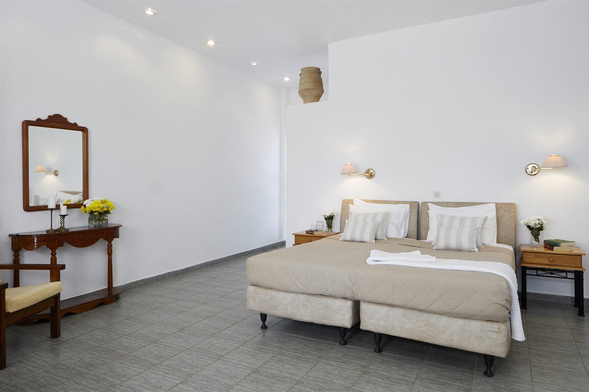 Hotel Milos
