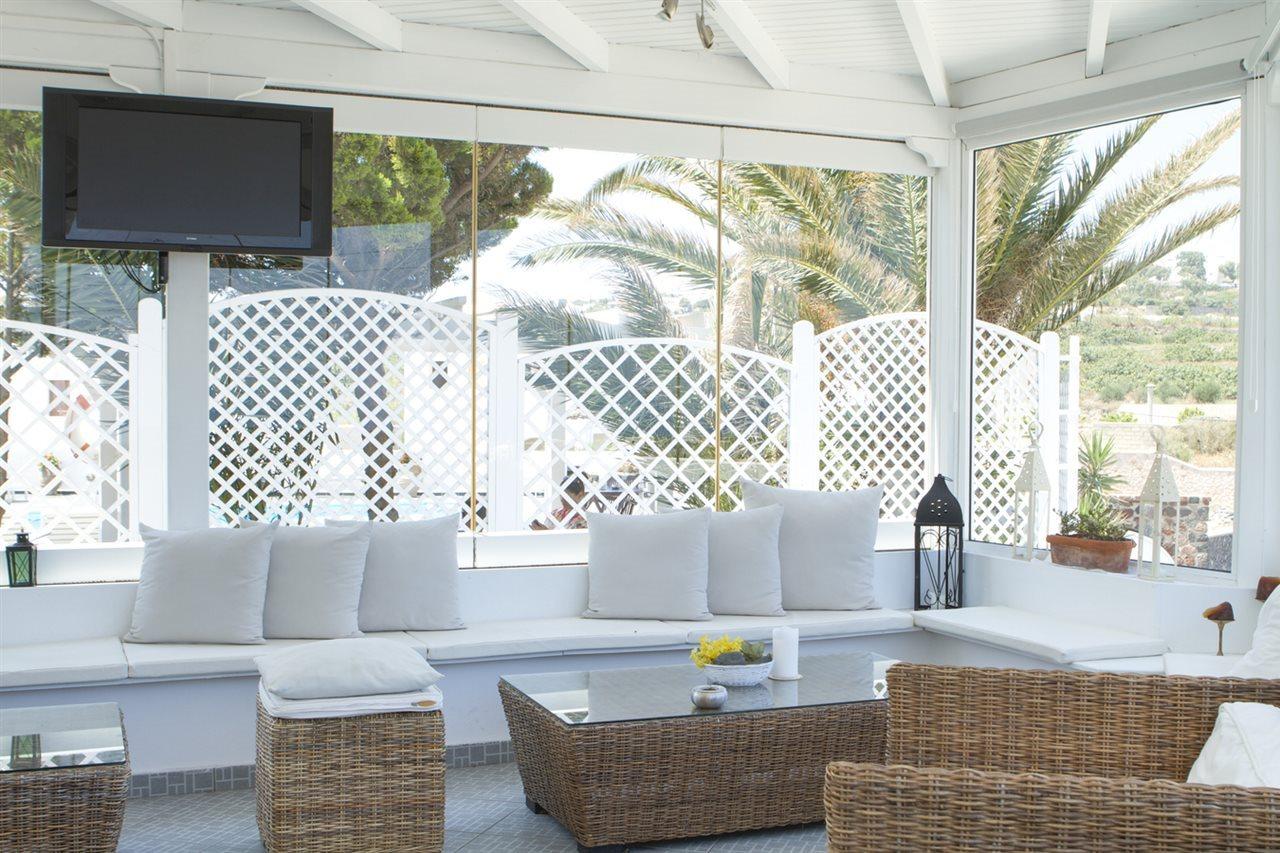 Milos 4* Exo Katikies (Santorini)