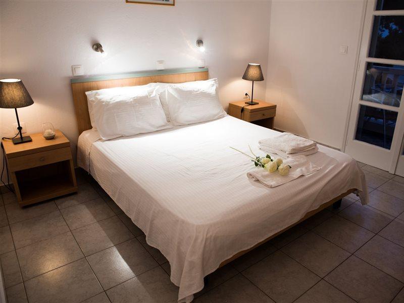 Lefkothea Hotel Kamari (Santorini)