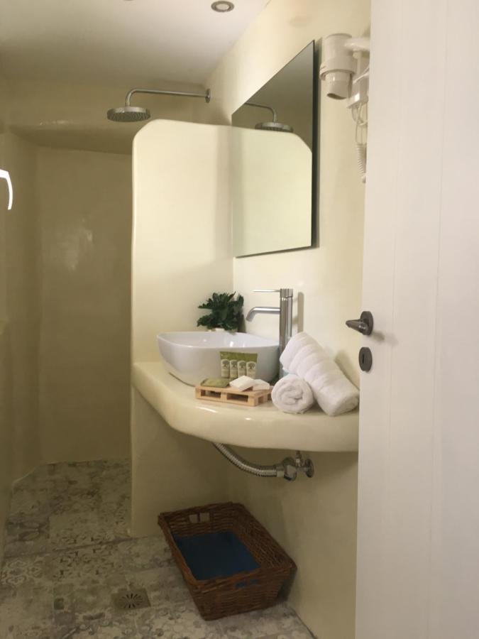 Langas Guest house