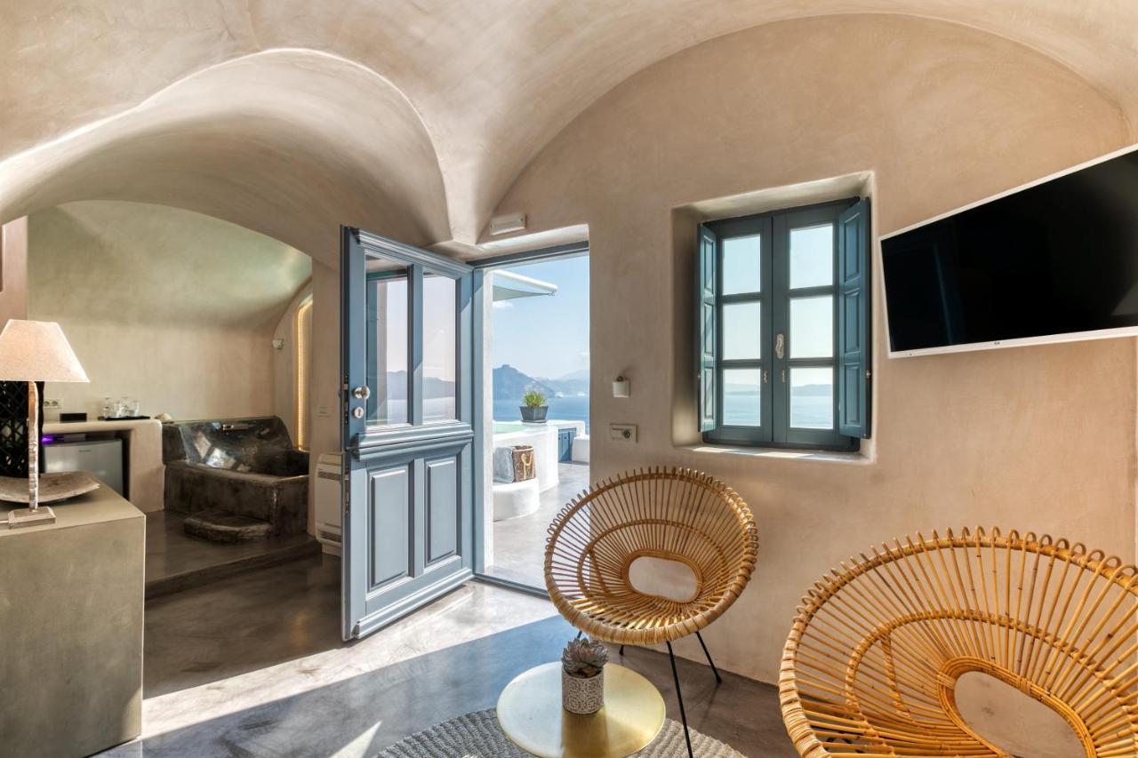 Nostos * Oia (Santorini)
