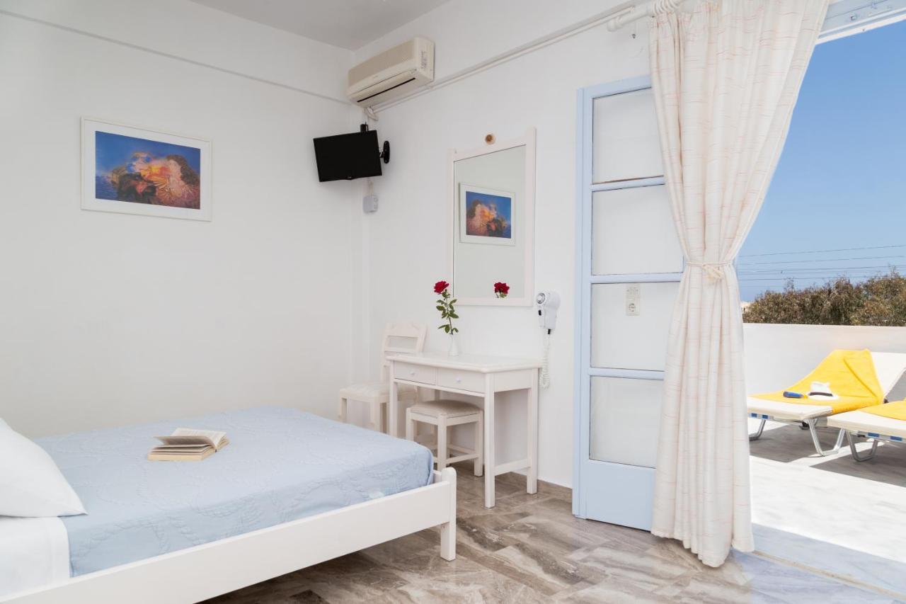 Areti 3* Kamari (Santorini)