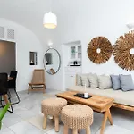 Nano Oia Villas