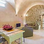 Pyrgos Old Winery Villa
